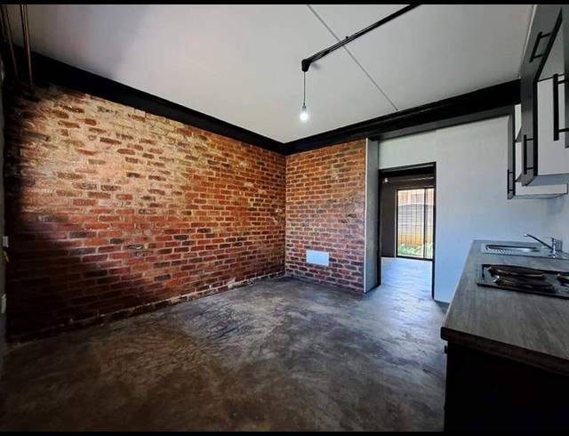 1 BEDROOM PROPERTY TO RENT IN BULT WEST